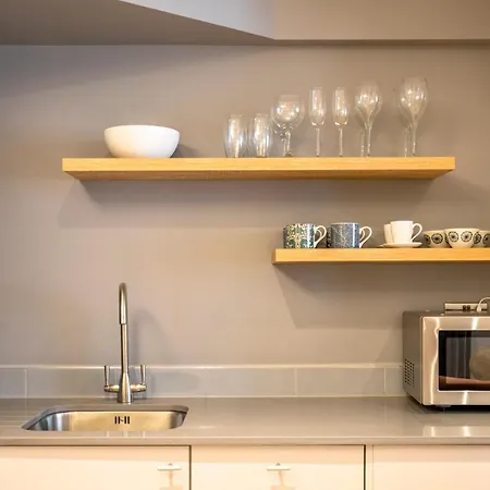 The Retreat At Dukes Townhouse Apartment